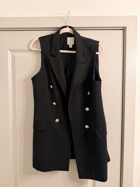 Sleeveless Tailored Vest Coat